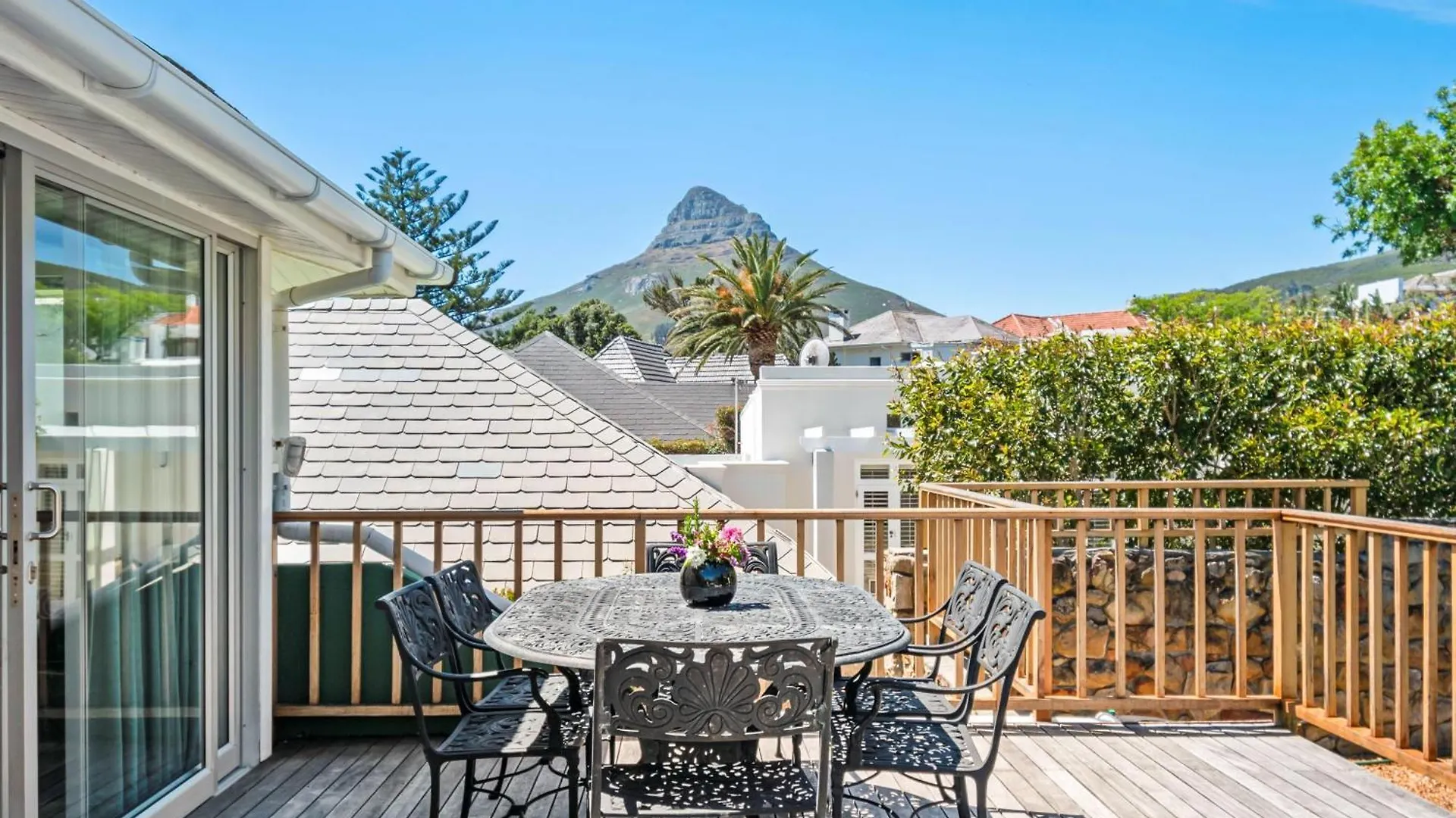 Atlantic Sunsets Villa With Magnificent Uninterrupted Ocean And Mountain Views In Camps Bay ケープタウン