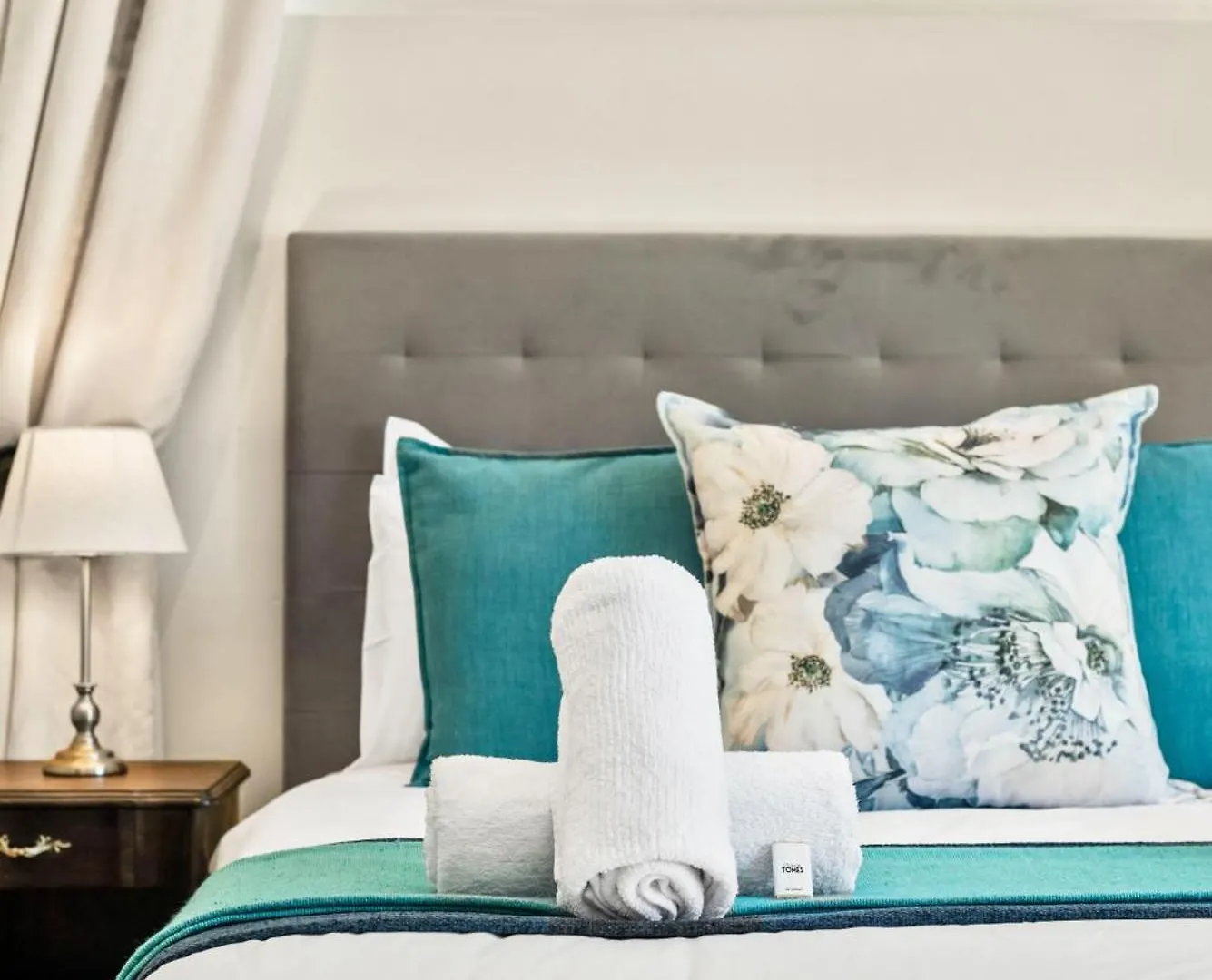 Atlantic Sunsets Villa With Magnificent Uninterrupted Ocean And Mountain Views In Camps Bay Le Cap
