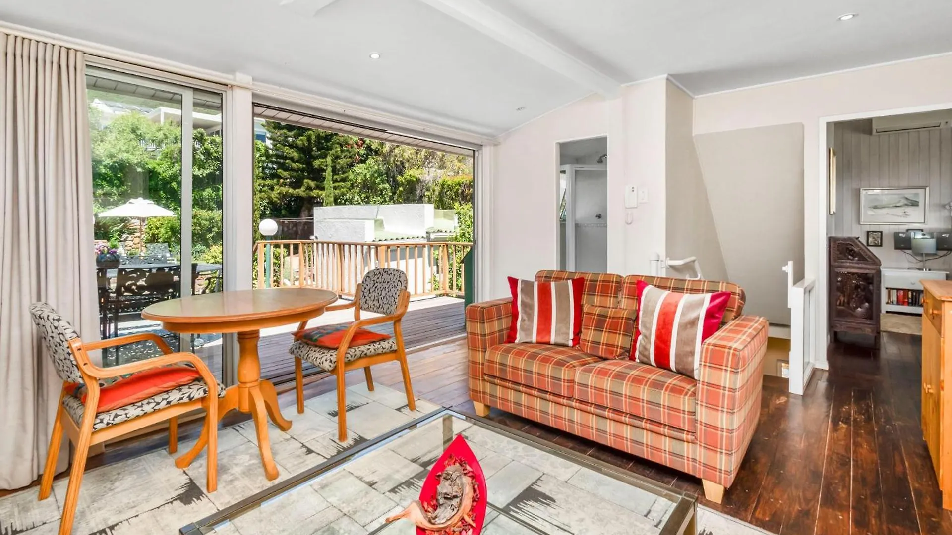 Atlantic Sunsets Villa With Magnificent Uninterrupted Ocean And Mountain Views In Camps Bay Le Cap