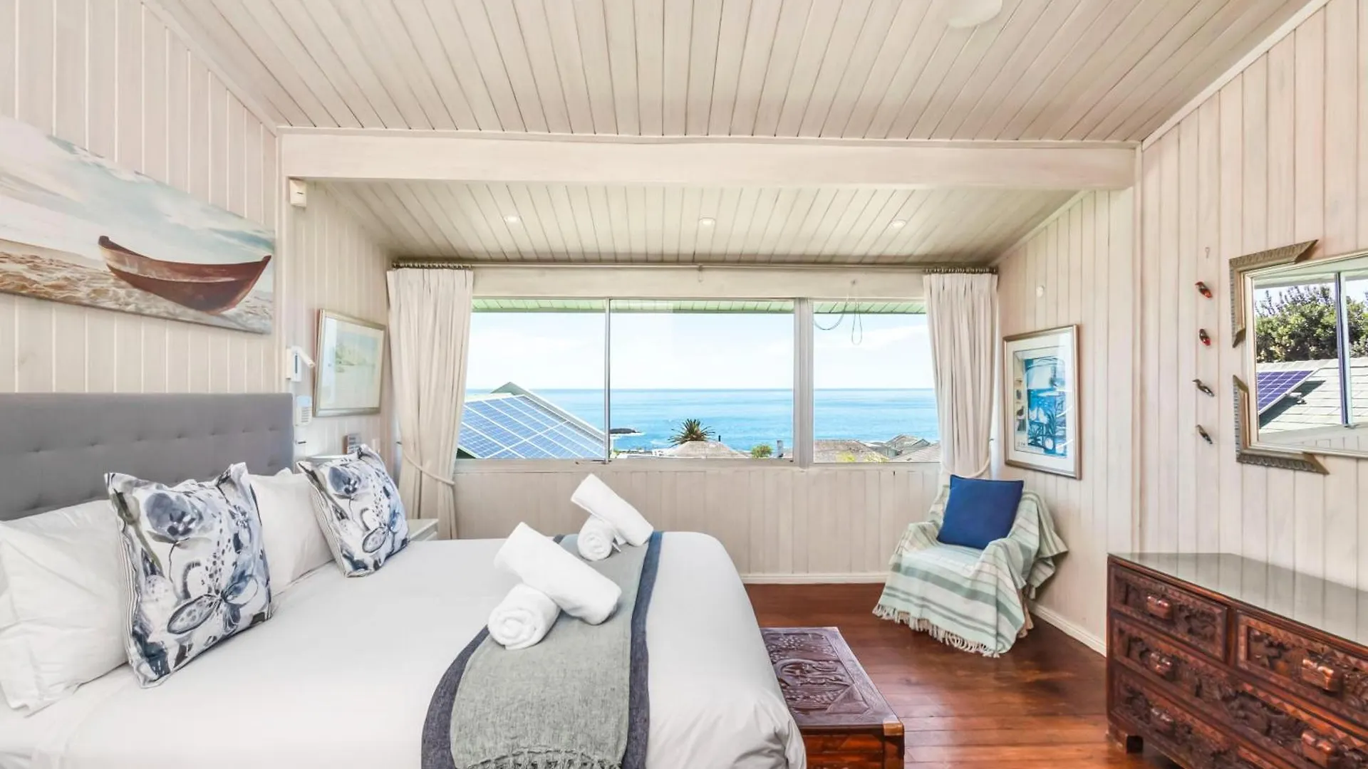 Atlantic Sunsets Villa With Magnificent Uninterrupted Ocean And Mountain Views In Camps Bay Le Cap Afrique du Sud